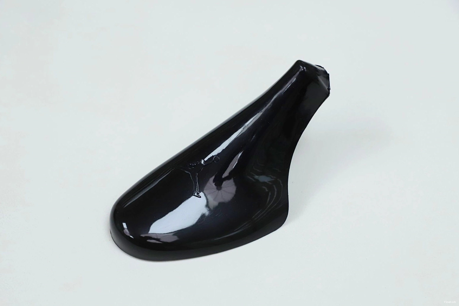 AND 11 JORDAN 'CAP RETRO GOWN' AIR 0226